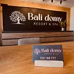 Bali Restort & *
