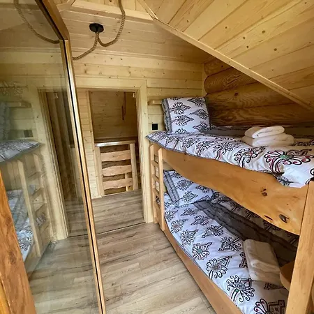 Bali Restort & Semesterbostad Laskowa (Limanowa)